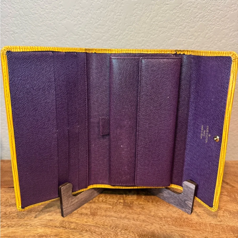 SOLD - Picture 5 of 7